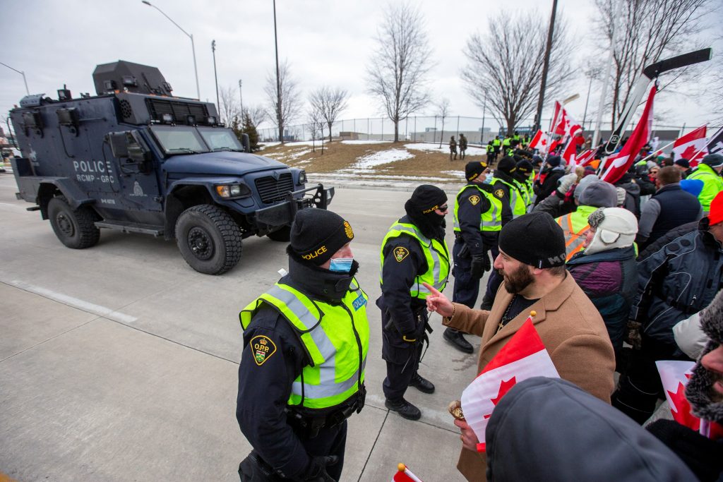 Key bridge to U.S. remains closed as Canada police clear protesters