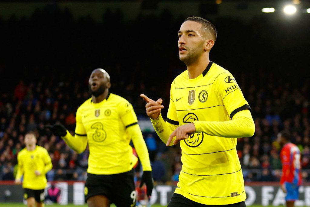 Soccer-Chelsea grab late winner to beat Crystal Palace 1-0