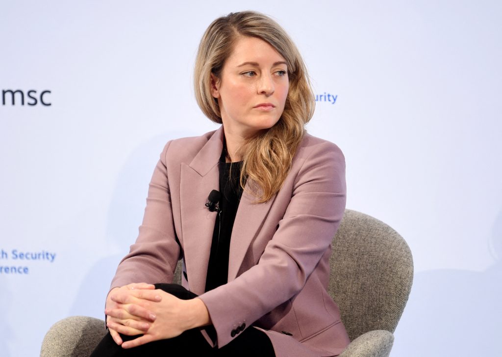 Canada’s foreign minister delays trip to France over rising Ukraine tensions