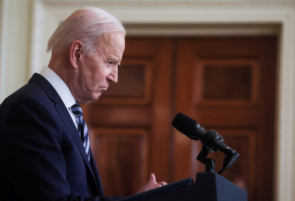 Biden approves 0 million in military aid for Ukraine