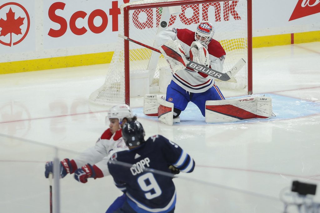 NHL roundup: Jets blow 4-goal lead, come back to rout Habs