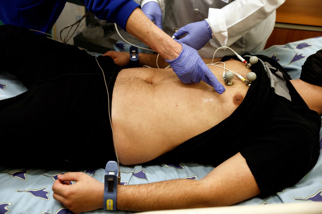 Almost a third of people report lingering symptom 6-12 months after COVID-19 -study