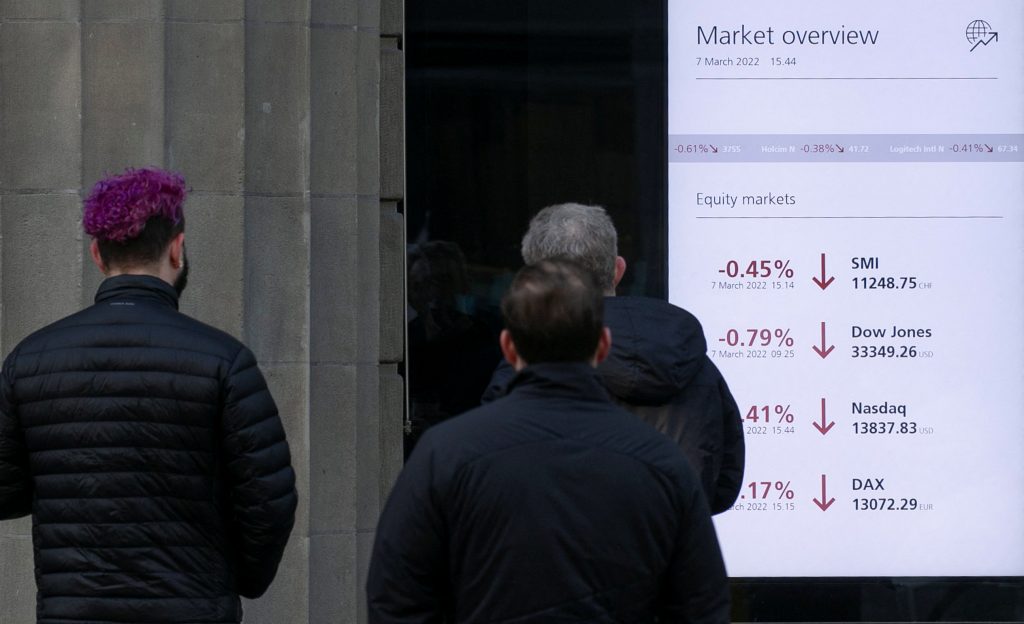 Global financial stocks decline as more firms cut Russia ties