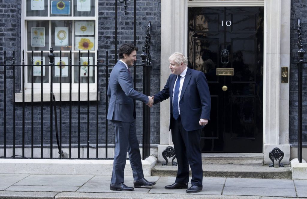 Trudeau announces further sanction on Russian leaders during news conference in London