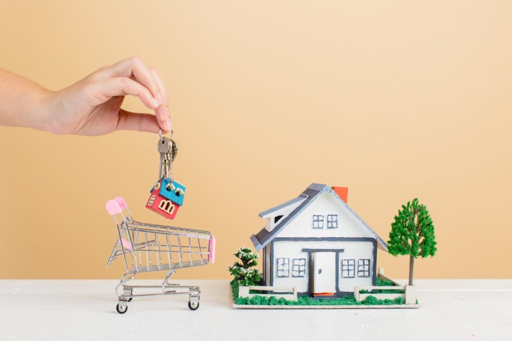 How to Shop for a Mortgage in Canada’s Present Housing Market