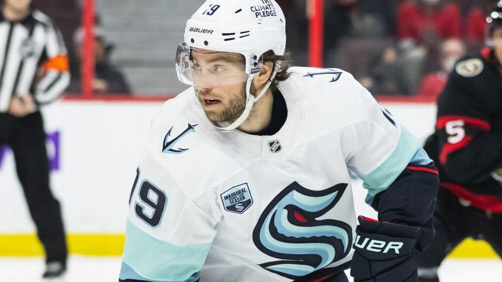 Playoff-bound Calgary Flames add offensive depth, trade for Seattle Kraken forward Calle Jarnkrok – ESPN
