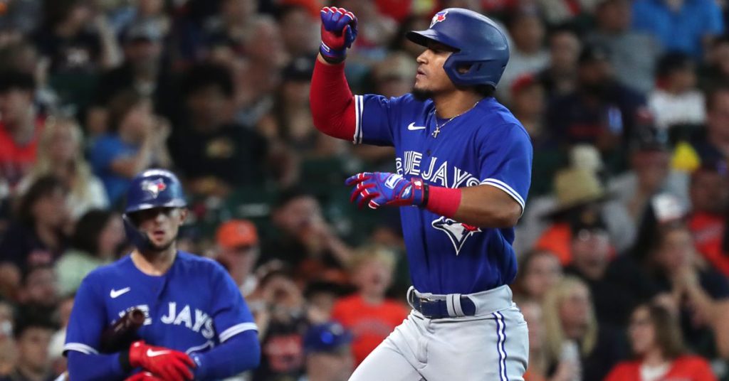 Jays Win Their 4th in a Row – Bluebird Banter