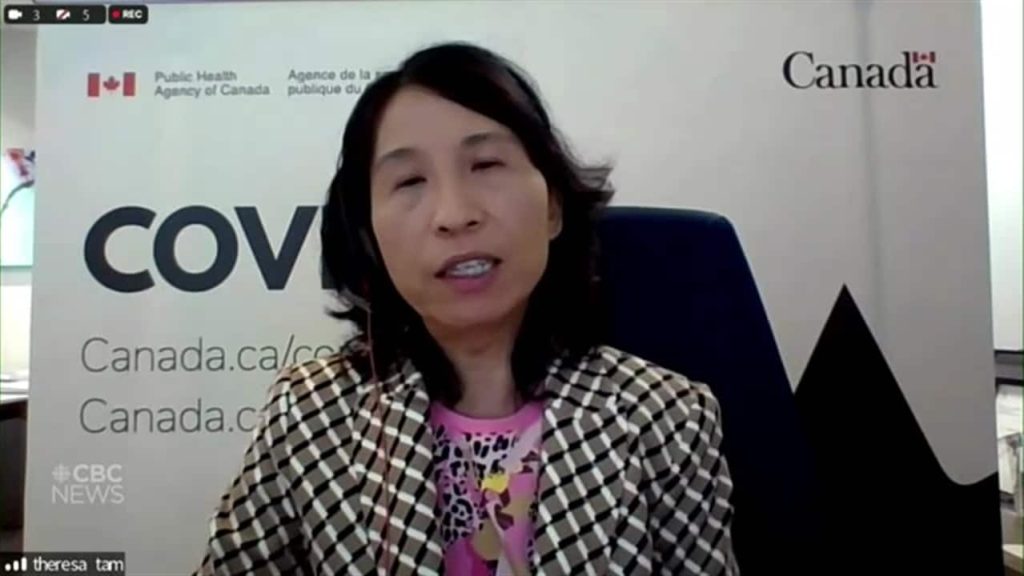 Is it COVID or a cold? How to know as Omicron cases rise – CBC News