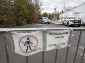 Closing Roxham Road border crossing will not stop arrival of asylum seekers: Trudeau Closing Roxham Road border crossing will not stop arrival of asylum seekers: Trudeau
