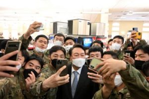 Continuity and change in South Korean politics – East Asia Forum