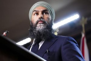 Peterborough police investigating after protesters hurl insults at NDP’s Singh