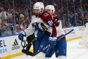 Nazem Kadri paces Avalanche, frustrates Blues in Game 3 win