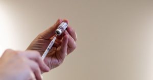 Vaccination after infection may curb long COVID; desktop 'air curtains' may deflect virus particles – Reuters.com Vaccination after infection may curb long COVID; desktop 'air curtains' may deflect virus particles – Reuters.com