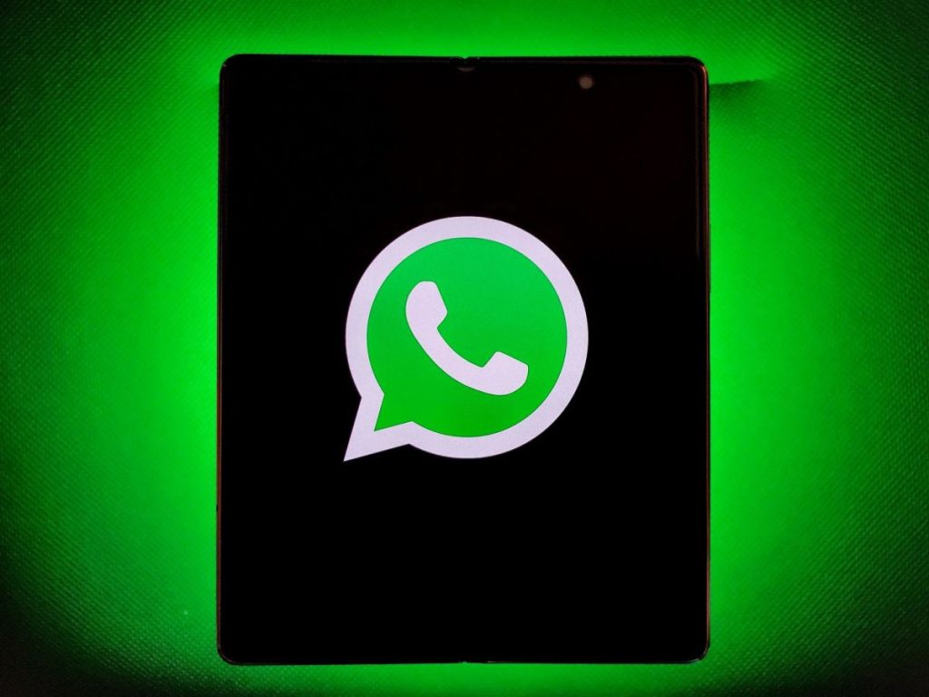 WhatsApp emoji reactions are finally getting a wider rollout – Android Central
