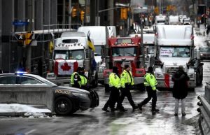 Watchdog clears Vancouver police for less-lethal rounds at ‘Freedom Convoy’ protest