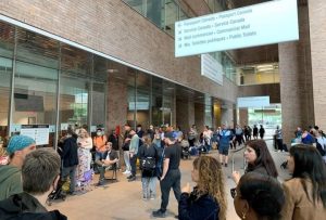 Long waits outside Montreal passport office, police called due to size of crowd Long waits outside Montreal passport office, police called due to size of crowd