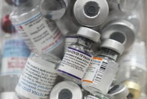 Canadians urged to catch up on vaccinations, prepare for fall boosters