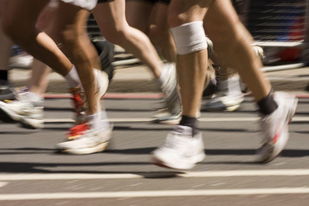 Extreme heat forces cancellation of Manitoba Marathon midway through race – The Globe and Mail