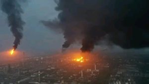 One person killed following an explosion at a Shanghai chemical plant
