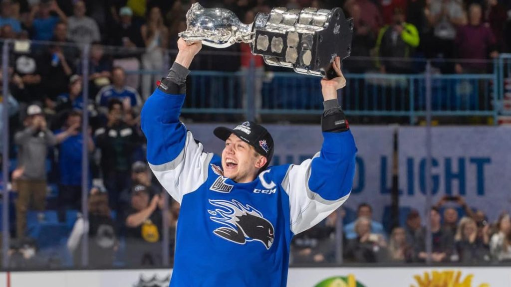 Sea Dogs defeat Bulldogs to capture 2nd Memorial Cup in franchise's 17-year history – CBC Sports