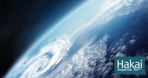 How the Ocean Inside the Mantle Affects the Habitability of the Earth