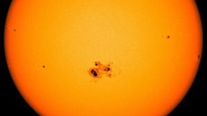 Enormous sunspot creates solar flare scare for Earth; NASA says high risk of blackouts – HT Tech