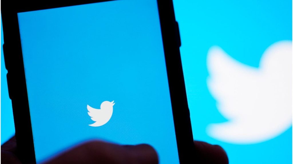 Twitter Bids Adieu To TweetDeck App For Mac Users Next Month – News18