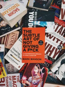 How to Make Customer-Friendly Packaging: The Importance of Book Covers
