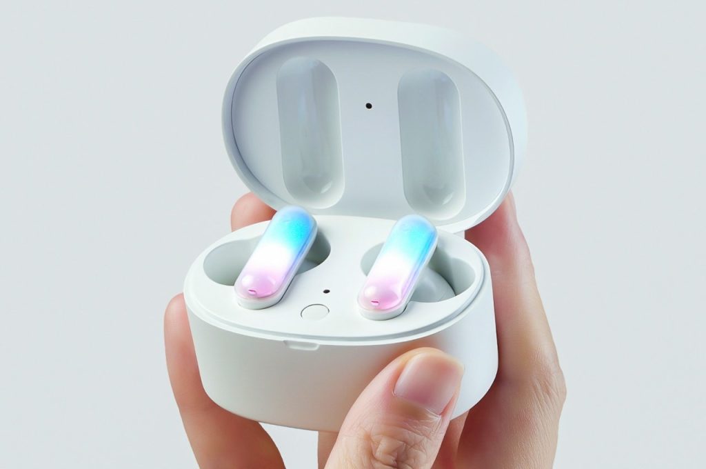 GPods TWS earbuds use light control to let your unique soul shine through – Yanko Design
