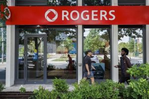 Rogers CEO apologizes for outage, says it came after network maintenance update