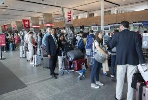 New poll suggests more than half of Canadians are worried about issues at airports New poll suggests more than half of Canadians are worried about issues at airports