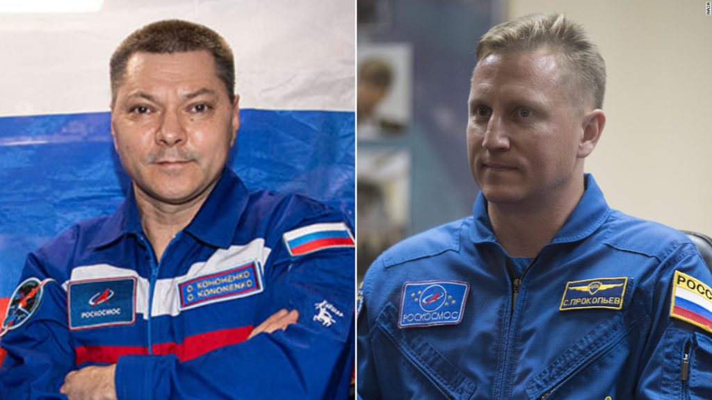 SpaceX rockets to fly Russian cosmonauts with new NASA deal – CNN International