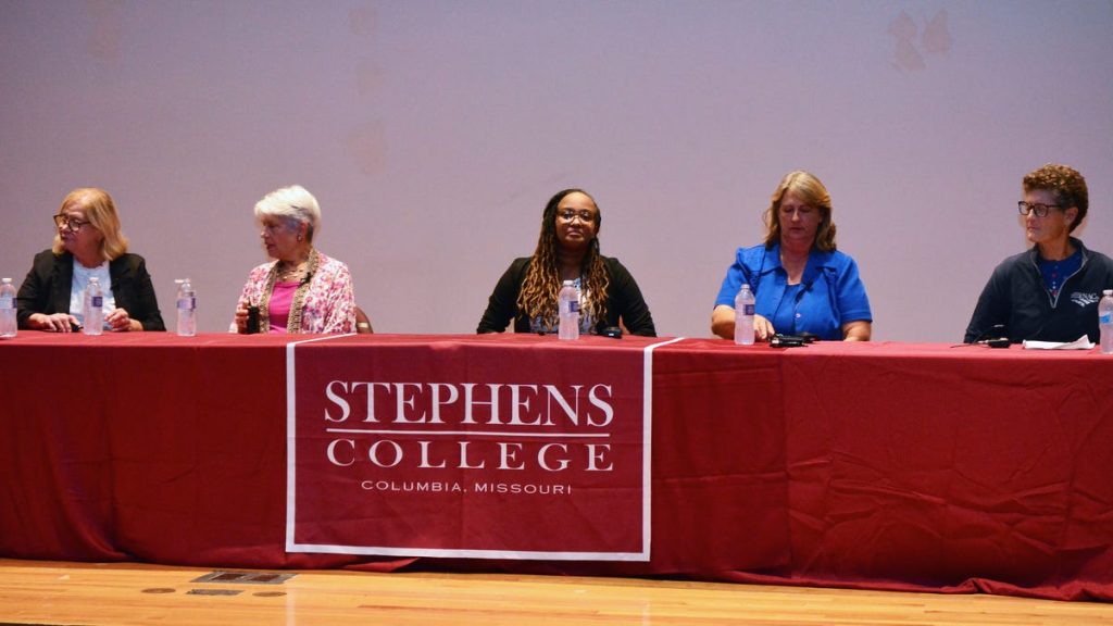 Finding commonalities, concerns over money influence focus of female leaders in politics forum – Columbia Daily Tribune