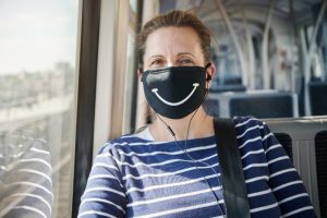 5 Ways to Make Wearing a Mask in the Summer More Tolerable – First For Women