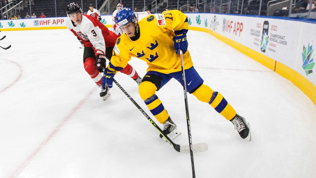 Three Stars from Day 4 of WJC: Lysell, Sweden dominate all-European action – Sportsnet.ca