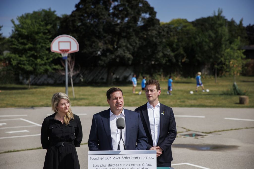 Politics Briefing: Ottawa to use regulation to ban handgun imports in two weeks – The Globe and Mail