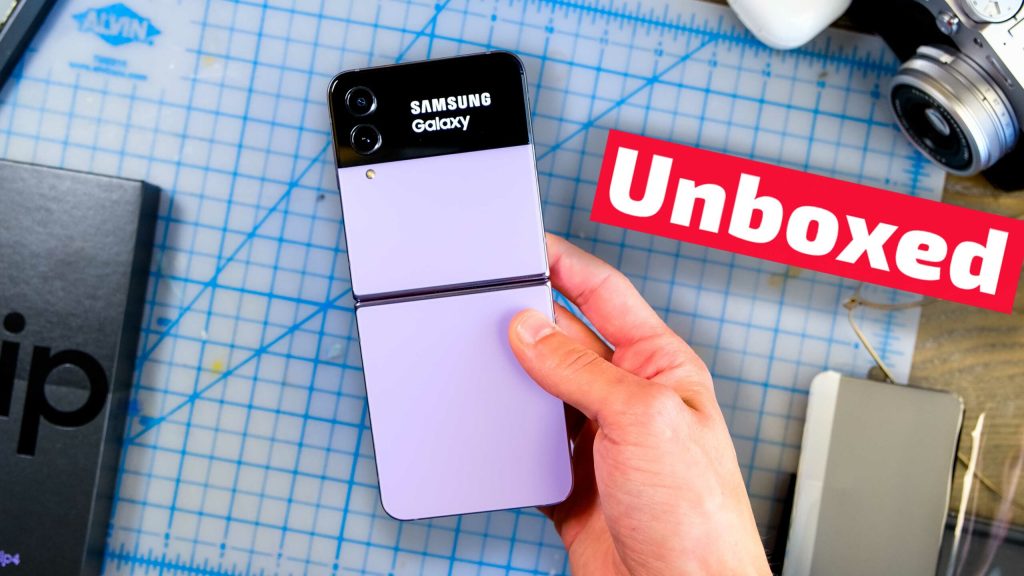 Unboxing the Galaxy Z Flip 4 in Bora Purple – MobileSyrup
