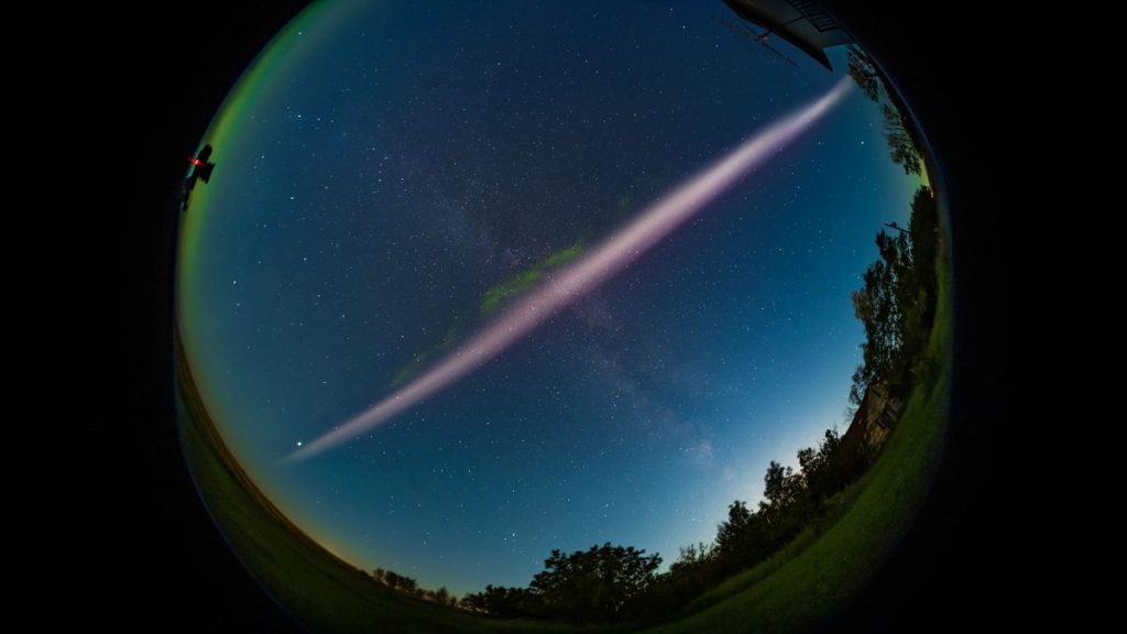 STEVE appears over Canada during 'surprise' solar storm – Livescience.com