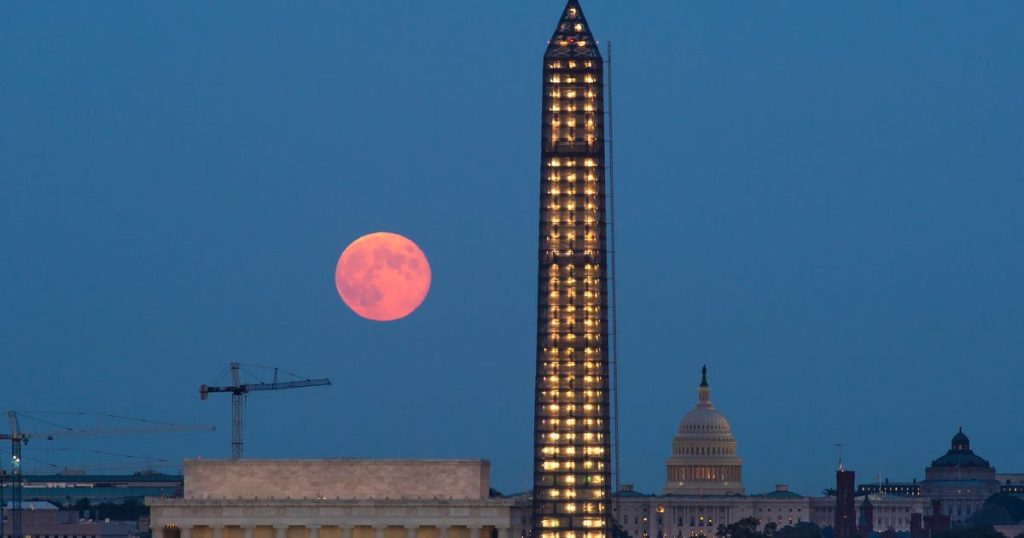 When to See the Harvest Moon This Week – CNET