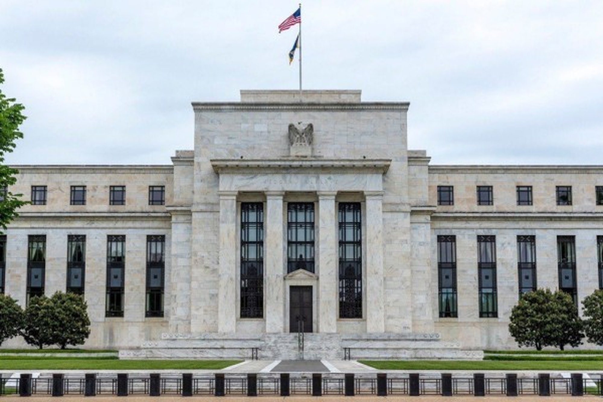 US' Federal Reserve raises its benchmark interest rate by 0.75 percentage points