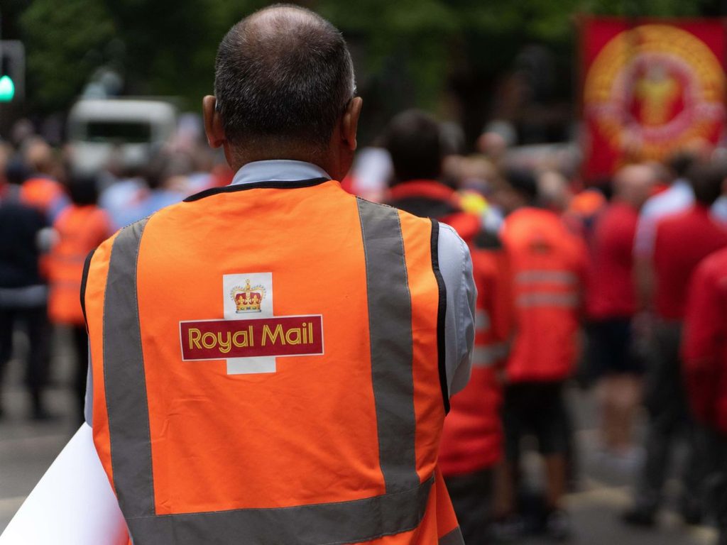 UK’s Royal Mail to cut up to 10 000 jobs