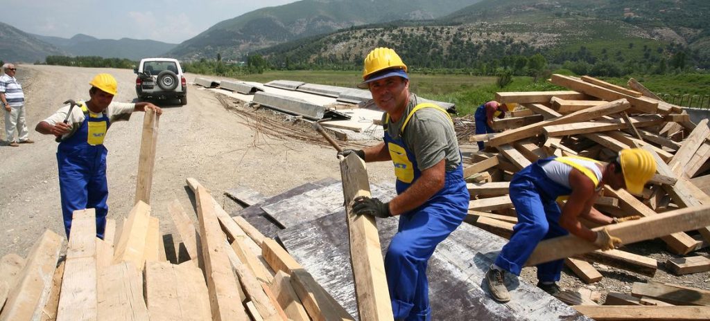Business leaders deliver bold solutions to unlock long-term investment in SDGs