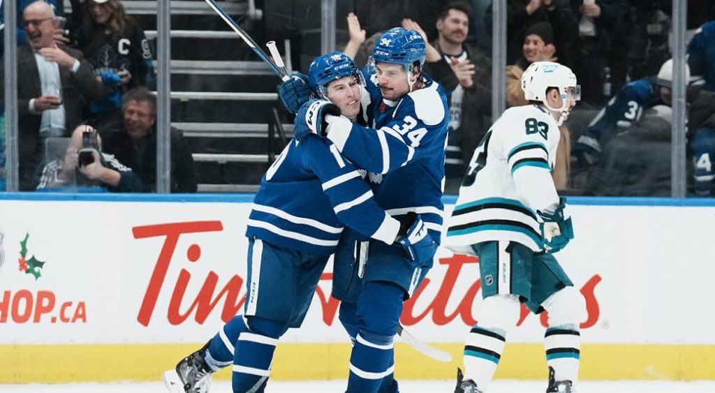 Maple Leafs extend win streak to five games as Marner enters record book