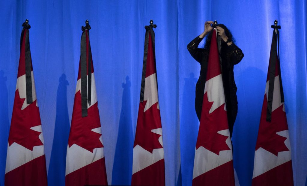 Politics Briefing: Canadians pessimistic about the health of democracy, poll finds