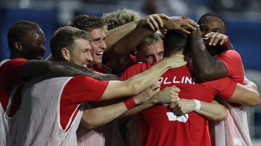 Canada’s Men’s National Team takes day in Doha before World Cup