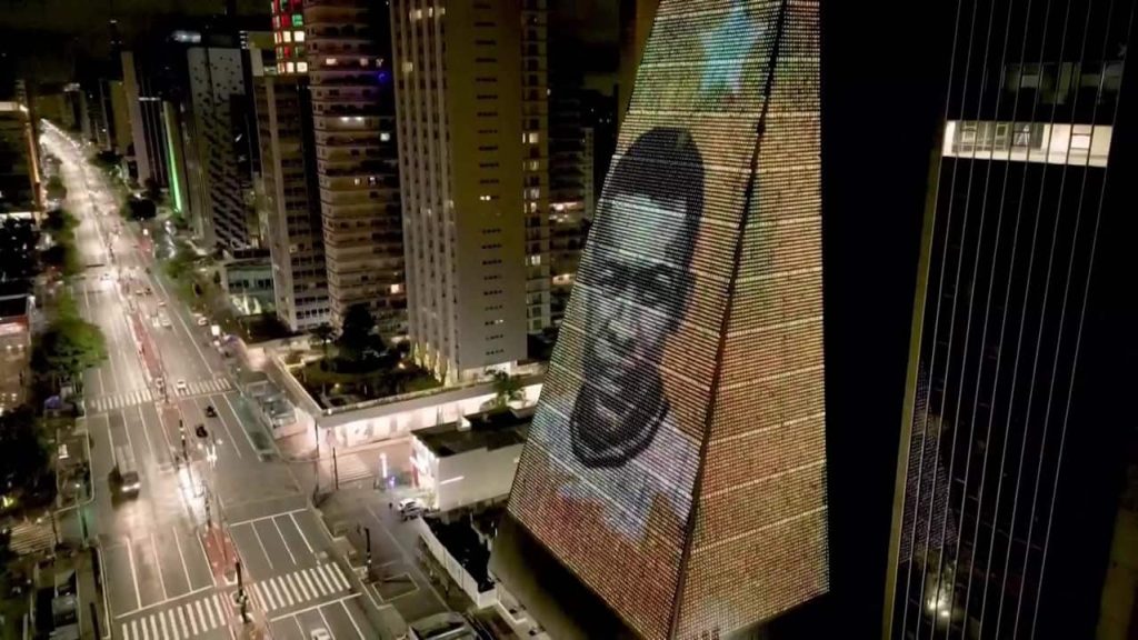 Brazil begins 3 days of mourning for soccer superstar Pelé