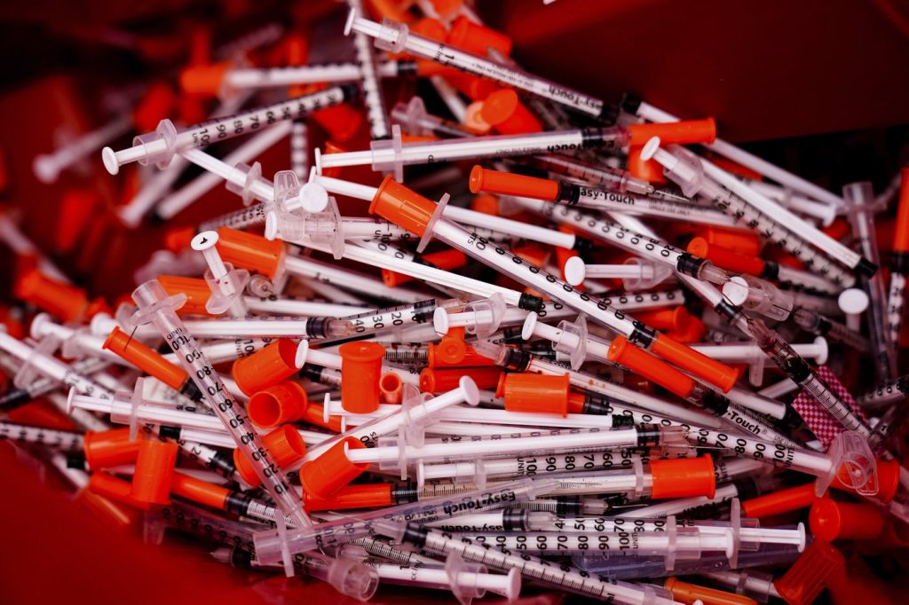 Advocates criticize slow expansion of needle exchange program in federal prisons