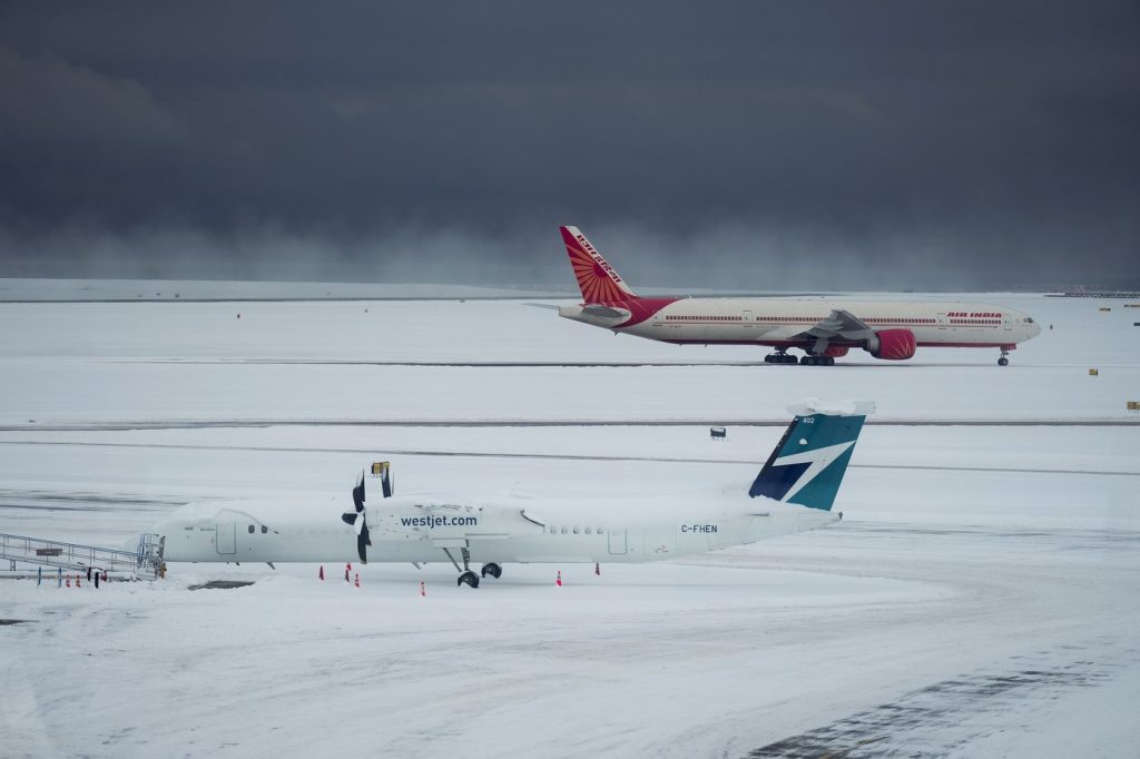 Major winter storm approaching Ontario and Quebec : In The News for Dec. 23