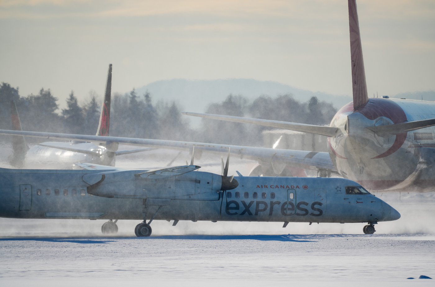 Schools closed, travel headaches expected as storm takes aim at Ontario, Quebec