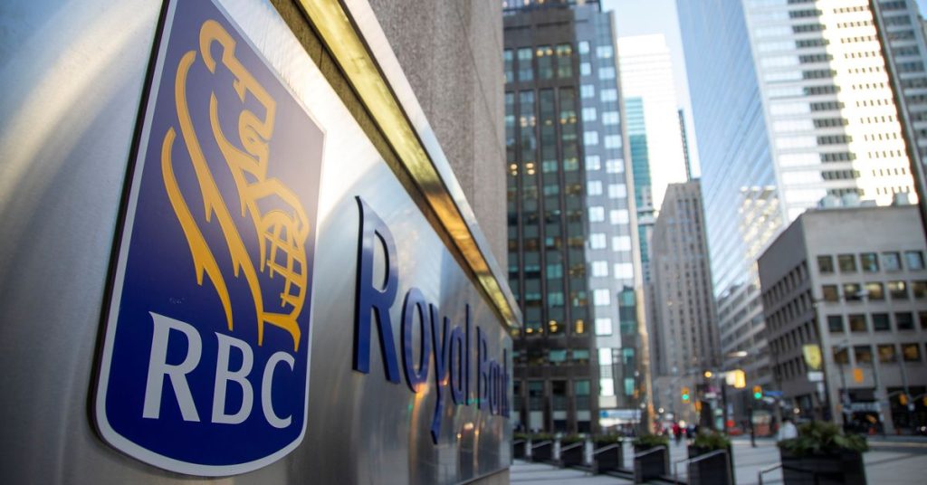 Canada expected to buck trend of big investment banking layoffs
